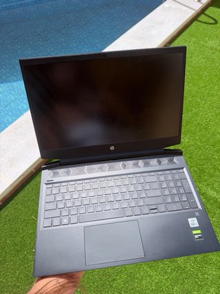 HP Pavilion Gaming 16 - i5-10300H / 16GB RAM