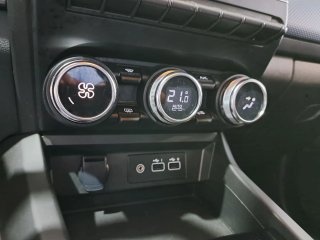 RENAULT Arkana Evolution ETECH full hybrid 105kW14