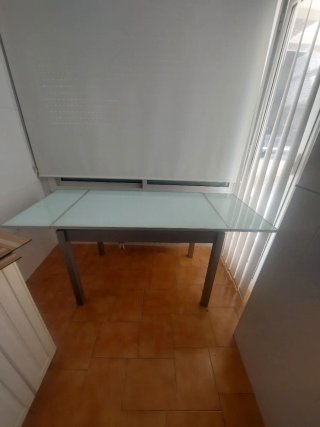 Mesa de cocina extensible cristal y metal