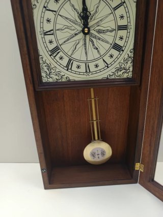 Orologio a pendolo vintage anni '70
