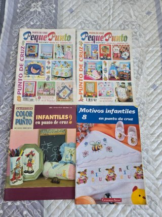 Lote de 4 Revistas de Punto de Cruz Vintage