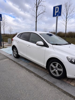 Volvo V40 2016 2.0 D2 120 Momentum