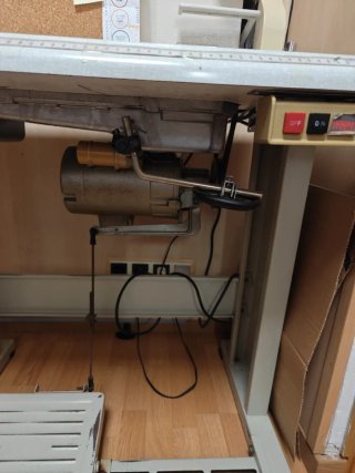 Máquina de coser industrial