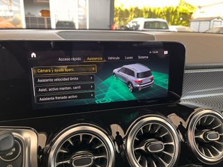 Mercedes-Benz GLB  2022