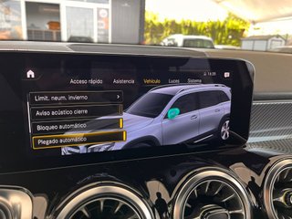 Mercedes-Benz GLB  2022