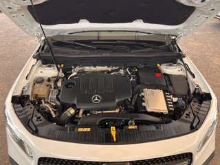 Mercedes-Benz GLB  2022