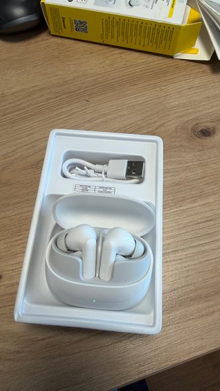 Auriculares Trevi Inalámbricos y Earbuds