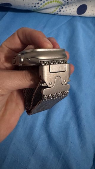 Apple watch ultra 2 con correa de titanio