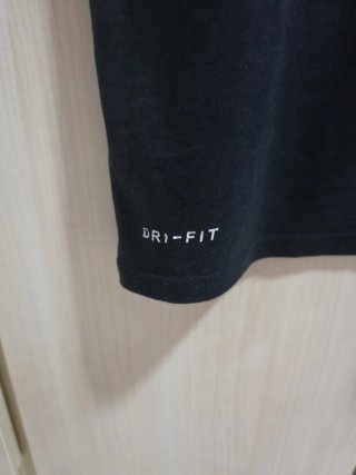 Camiseta Nike Trail Negra