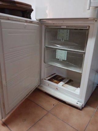 Nevera blanca