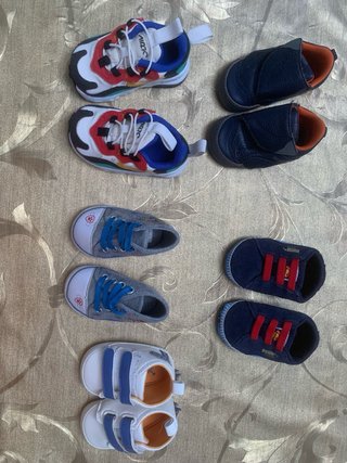 Lote Zapatillas Bebé Nike, Reebok, Puma