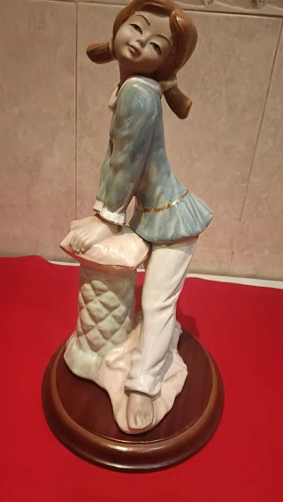 Escultura porcelana decorativa