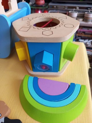Clasificador de Formas HAPE Agita y Combina