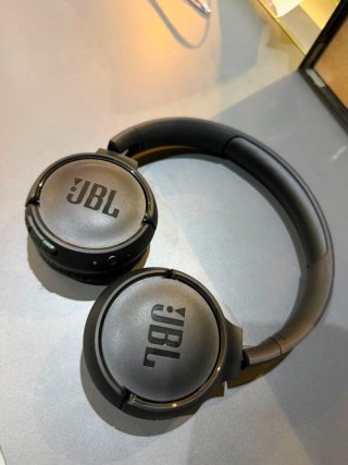 Auriculares JBL Negros