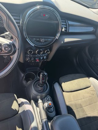 MINI Cabrio JCW Garantia Oficial 24 meses