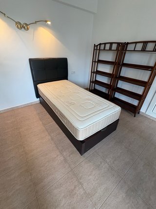 Cama individual canapé con cabecero
