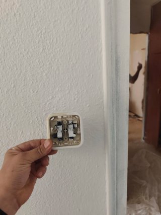 Pequeñas reparaciones de electricidad, fontanería