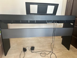 Piano Digital Yamaha P-45 con Soporte
