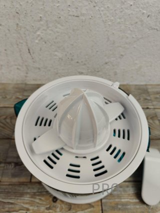 Exprimidor eléctrico EssentialVita