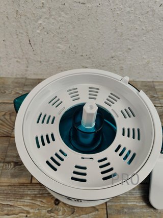 Exprimidor eléctrico EssentialVita