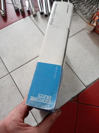 Conjunto Bielas Shimano Altus C10 en su caja