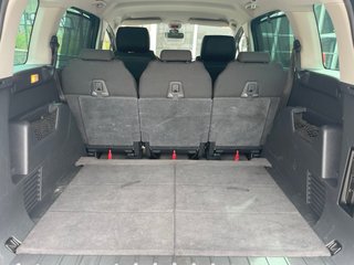 Peugeot 5008 2012