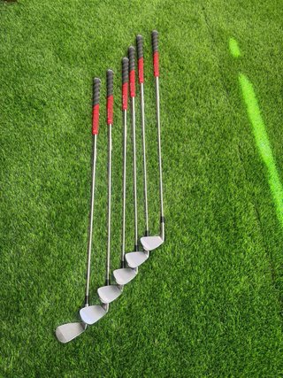 Palos de golf TaylorMade P7MB