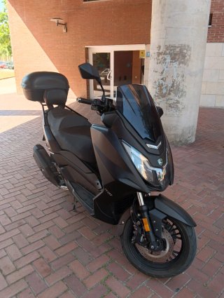 Mitt 330wGTS Maxi Scooter Negra,wasaap 673844628