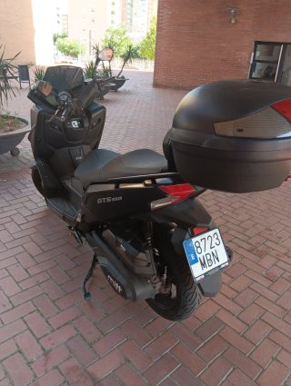 Mitt 330wGTS Maxi Scooter Negra,wasaap 673844628