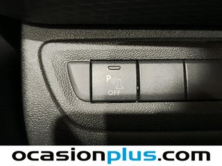 Peugeot 2008 PureTech 82 Style 60 kW (82 CV)