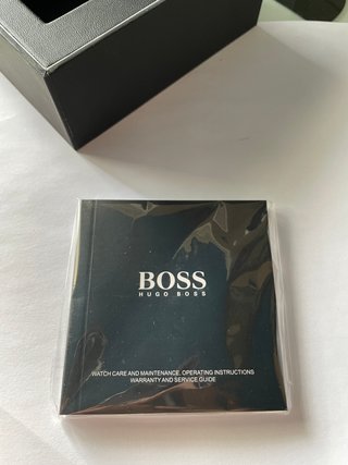 Reloj Hugo Boss bicolor cronógrafo (SIN CAJA)