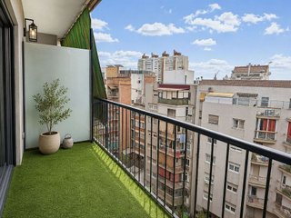 Piso en venta en La Salut en Barcelona