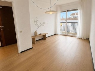 Piso en venta en La Salut en Barcelona