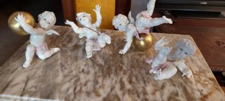Figura de porcelana de angelote de Algora