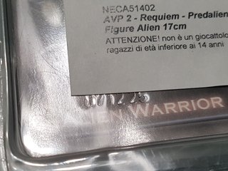 NECA Alien vs Predator Requiem Predalien close ver