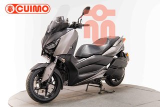 YAMAHA XMAX 300