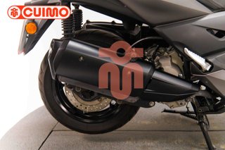 YAMAHA XMAX 300