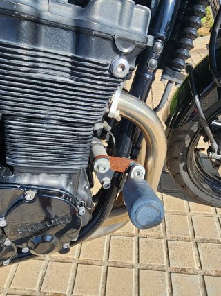 Suzuki Bandit GSF 650 Negra