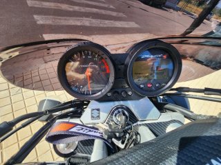 Suzuki Bandit GSF 650 Negra