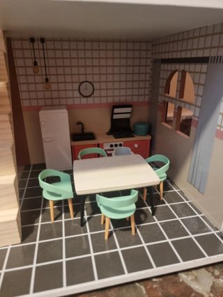 Casita de muñecas grande