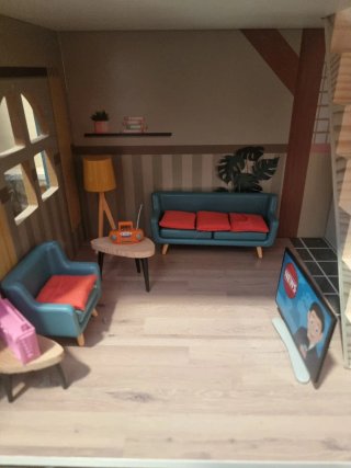 Casita de muñecas grande