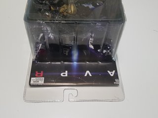 NECA Alien vs Predator Requiem Predalien open ver