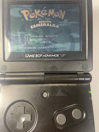 Pokémon Edición Esmeralda para Game Boy Advance