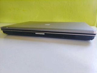HP EliteBook i7 SSD