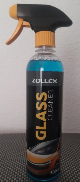 Kit de limpieza y cuidado del coche con bolsa.