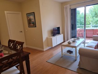 Mesa de centro madera maciza y cristal