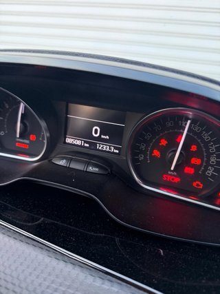 Peugeot 208 2016