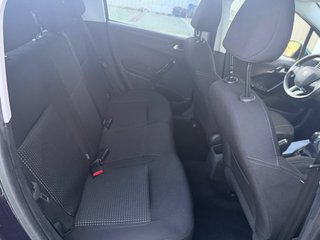Peugeot 208 2016