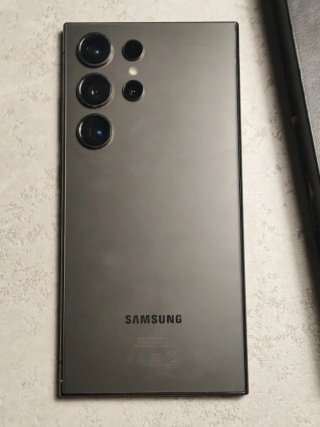 Samsung S24 Ultra per pezzi di ricambio