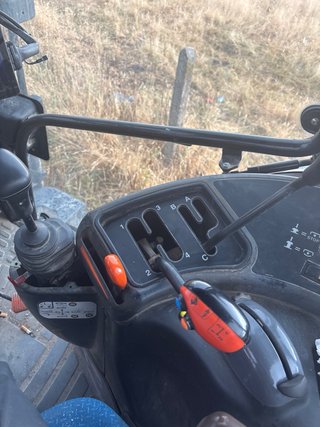 New Holland TM140 tractor